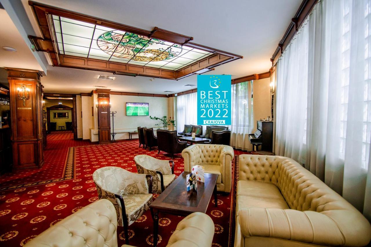 Hotel Golden House Craiova Buitenkant foto