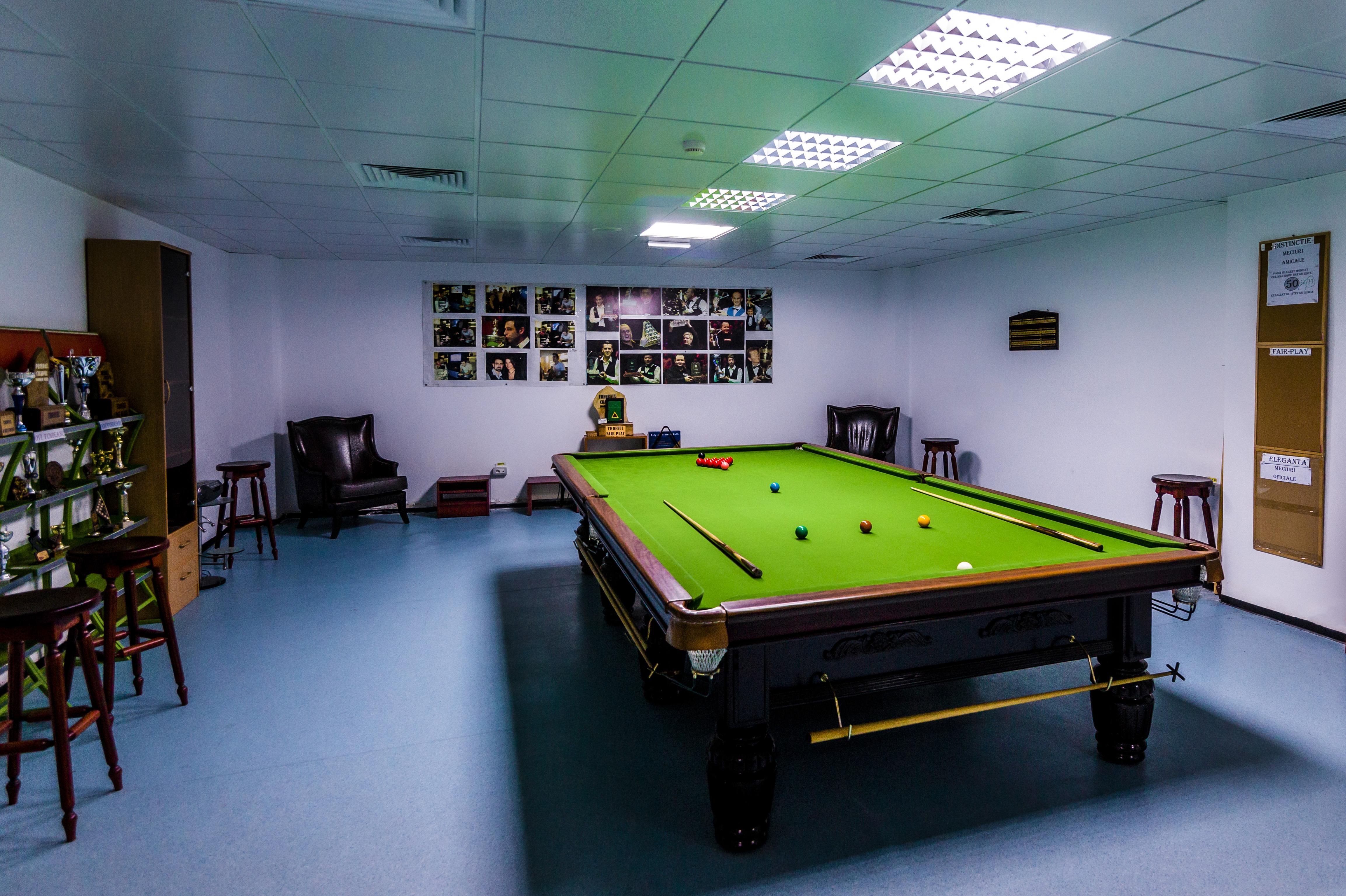 Hotel Golden House Craiova Buitenkant foto